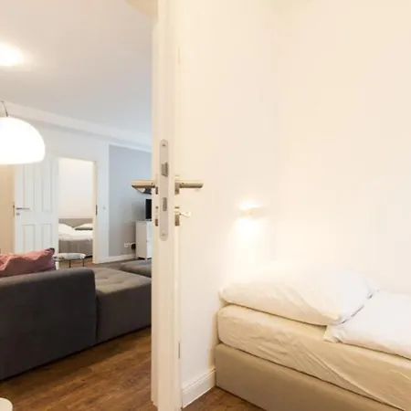 Baltic-suite I - Versteck Am Strom *