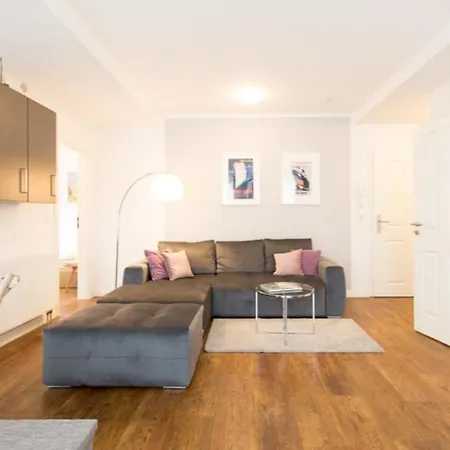 Baltic-suite I - Versteck Am Strom Rostock