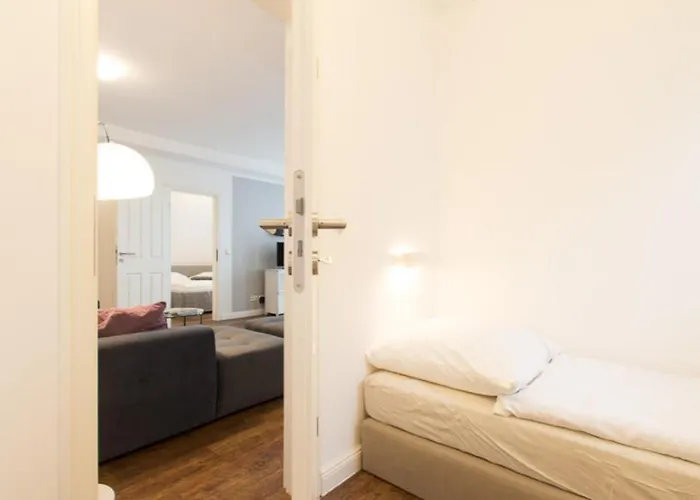 Baltic-suite I - Versteck Am Strom *